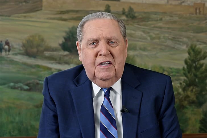  Elder Jeffrey R. Holland shares a heartfelt personal story during President Nelson's 100th birthday tribute.