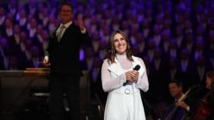 A guest singer joins the Tabernacle Choir in Buenos Aires, sharing music and testimony of unity in Christ during the historic Argentina concerts.