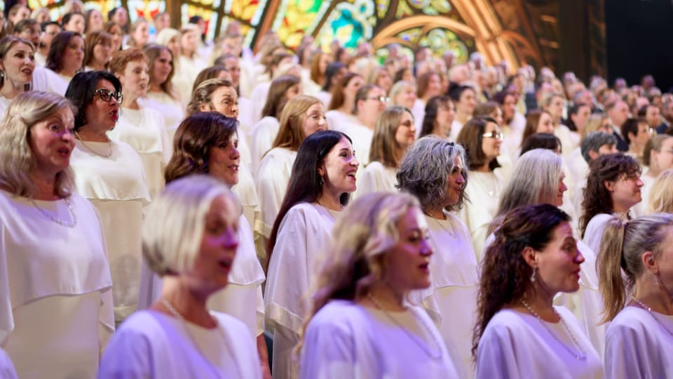 Tabernacle Choir at Temple Square singing in Buenos Aires, celebrating the 100-year anniversary of Elder Melvin J. Ballard’s dedication of South America.