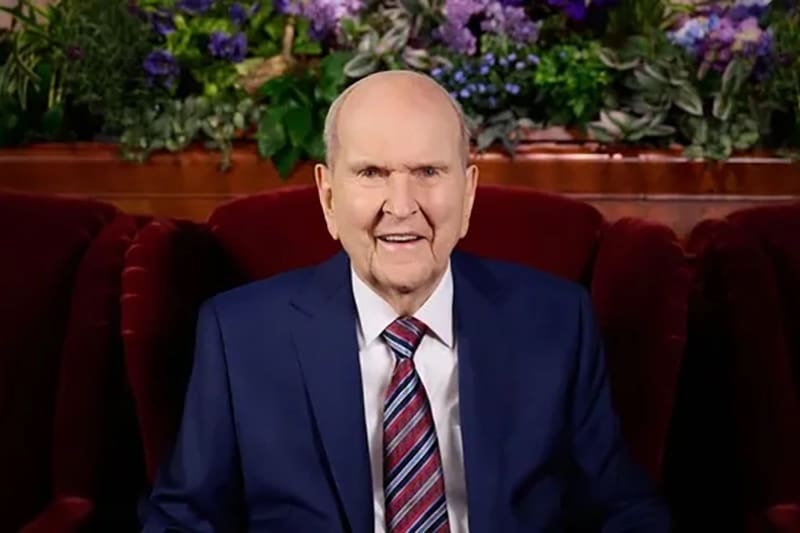 President Russell M. Nelson teaches about Confidence in the Presence of God and trusting Heavenly Father through prayer and divine love.