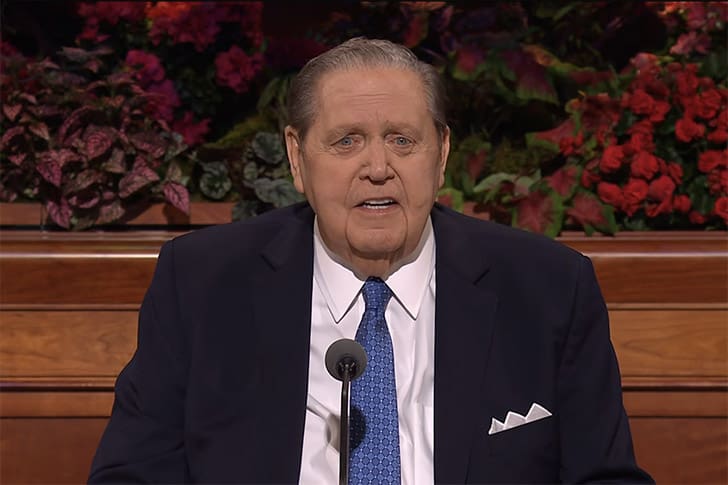 Elder Jeffrey R. Holland delivers a heartfelt testimony at General Conference October 2025, reflecting on faith, healing, and the divine power of the Book of Mormon.