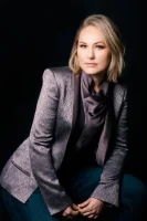 Internationally acclaimed mezzo-soprano Angela Brower, featured in the Jenny Oaks Baker Christmas Tour 2025, brings her celebrated artistry to Joy to the World! A Sacred Celebration.