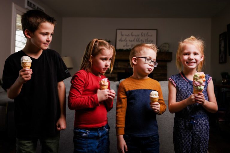 Children holding ice cream cones representing sibling rivalry and parental favoritism in BYU Favorite child research study
