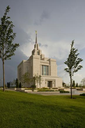 Kyiv_temple