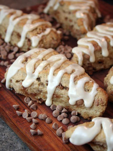 Weaver_FullCinnChipSconesNew