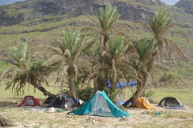 Aston_BountifultentsIMGP4220