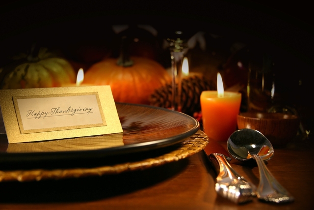 Table_setting_cover