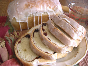 full-CinnRaisBread