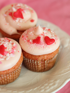 DW Full-StrawberryCupcake2