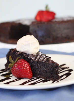 Full-Flourless-Chocolate-Cake2