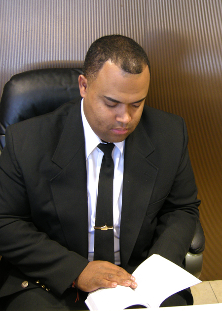 miguel reading