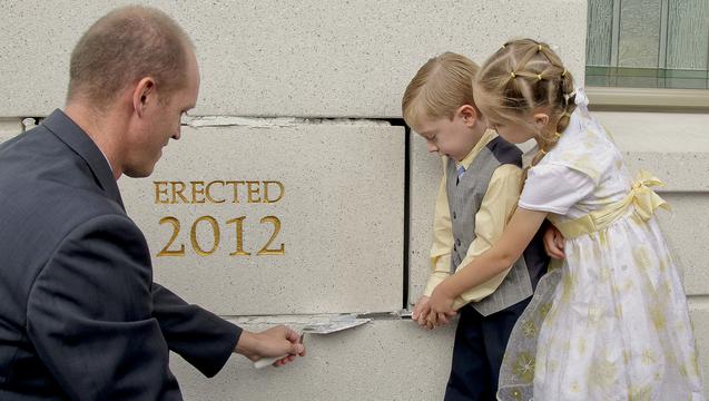 brigham-city-utah-temple-dedication-kids