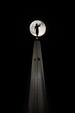 G Moon